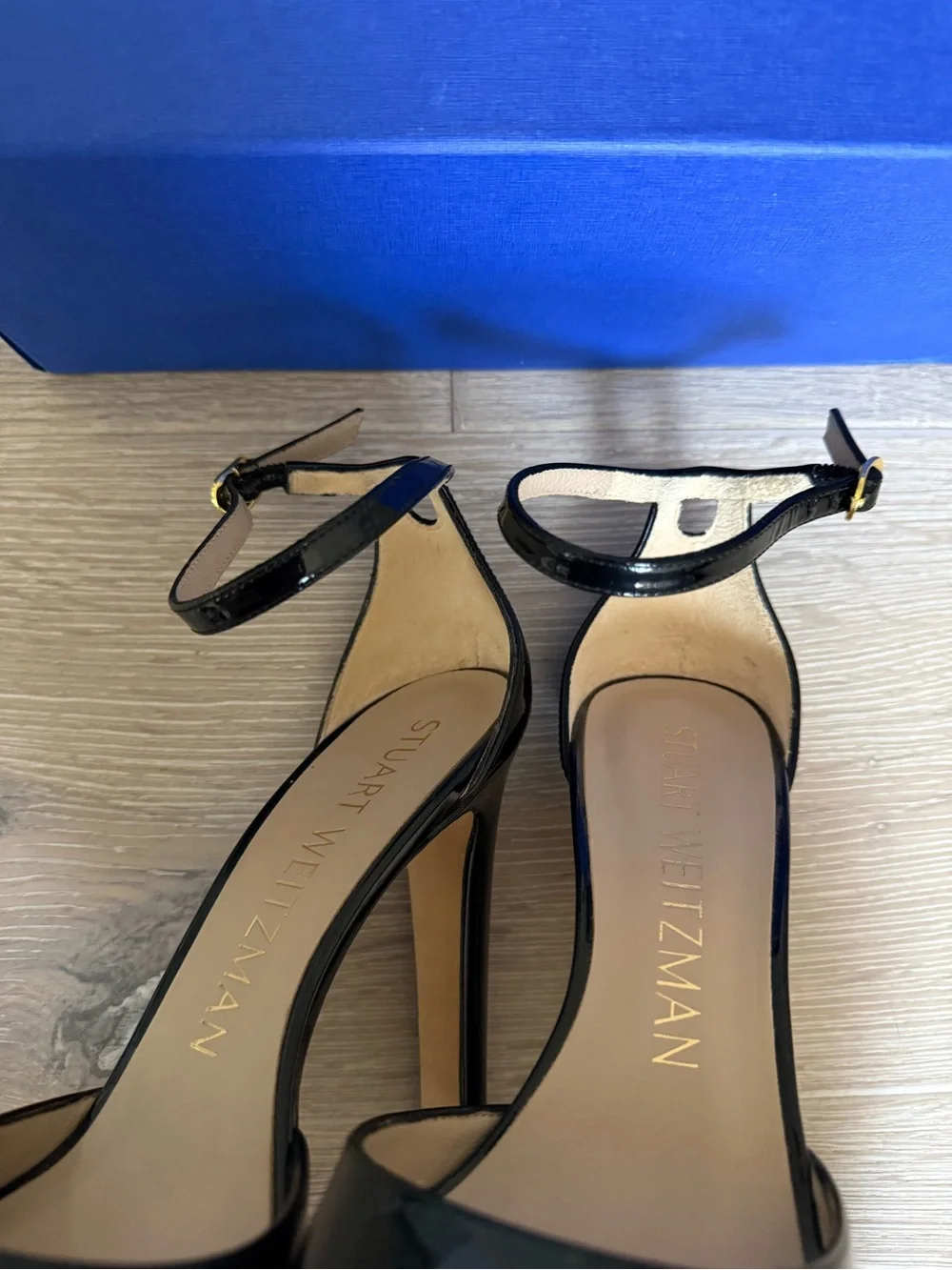 Stuart Weitzman stuart weitzman